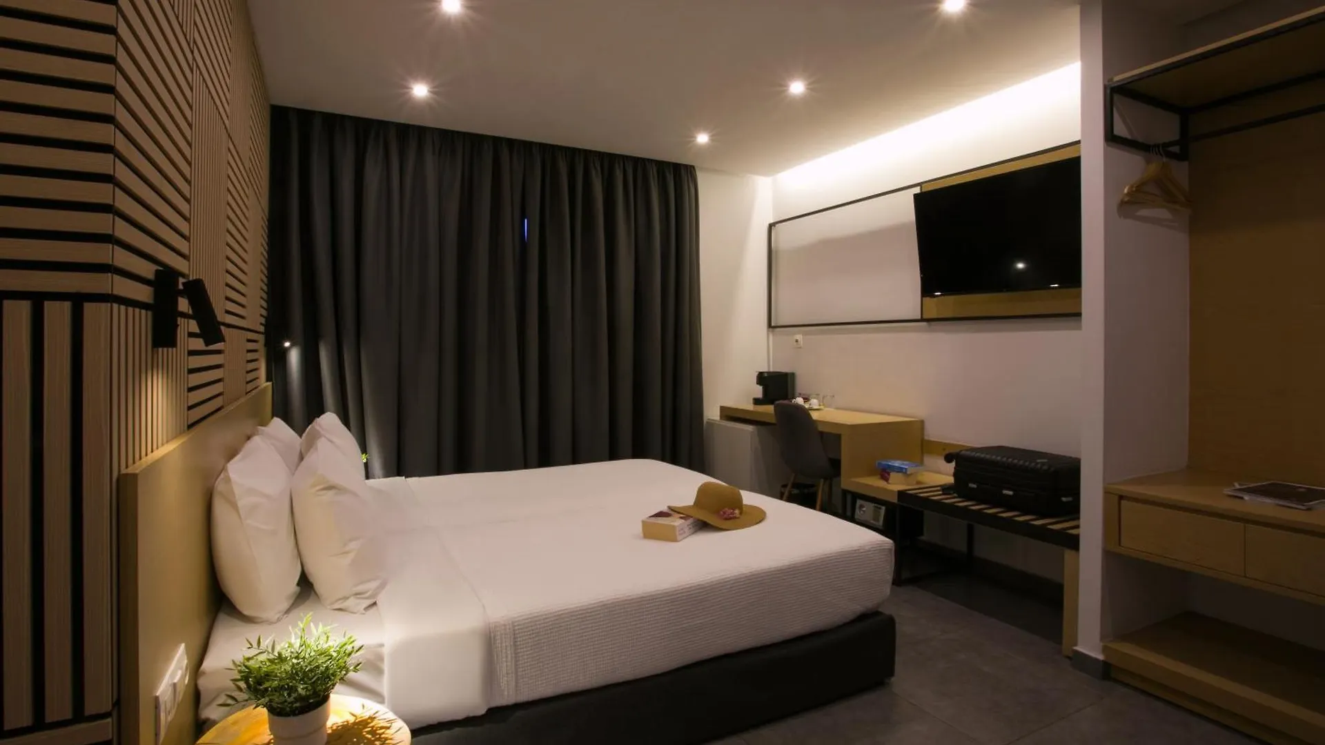 White Luxury Bed and Breakfast Θεσσαλονίκη