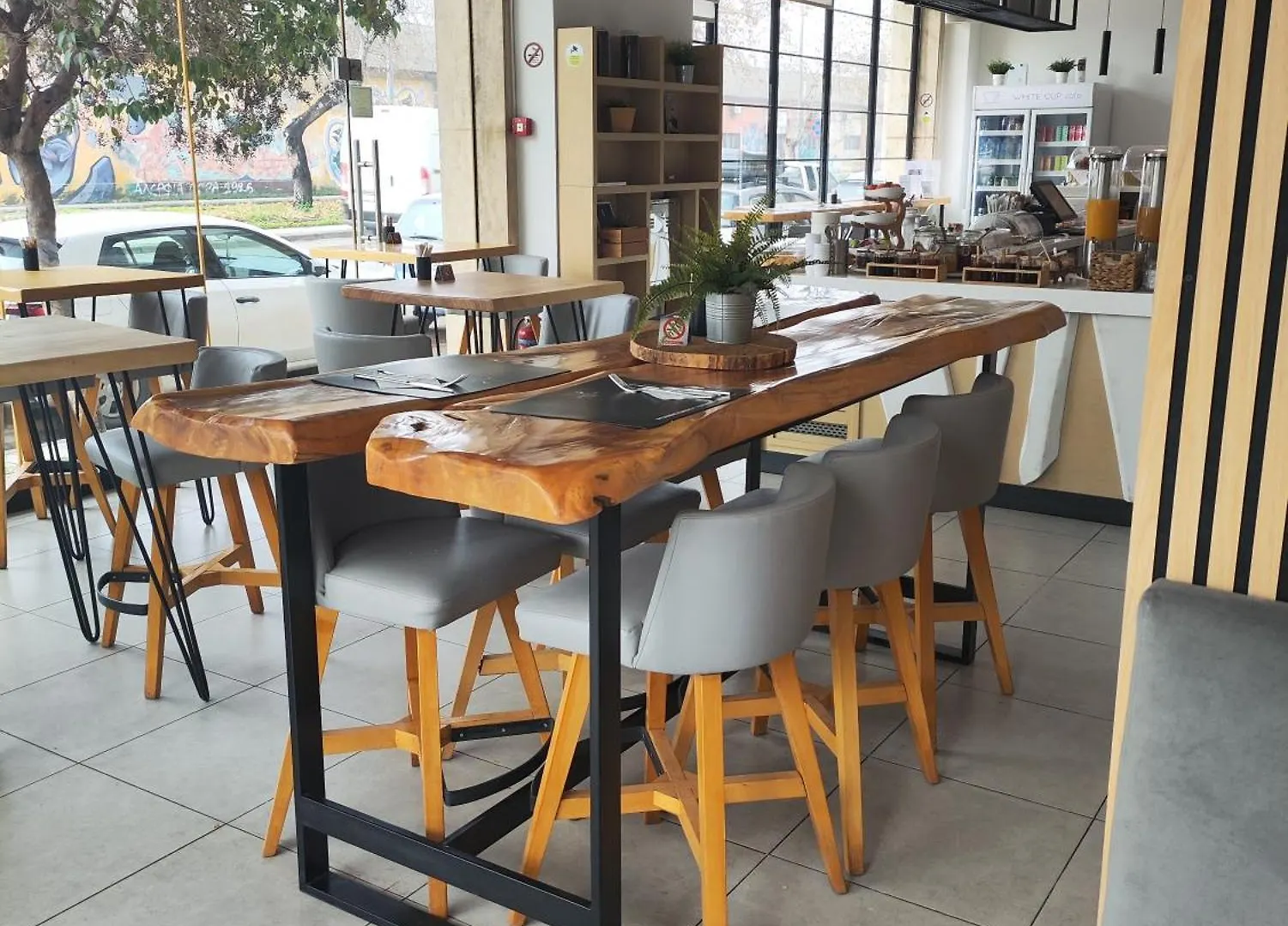 **  White Luxury Bed & Breakfast Thessaloniki Greece