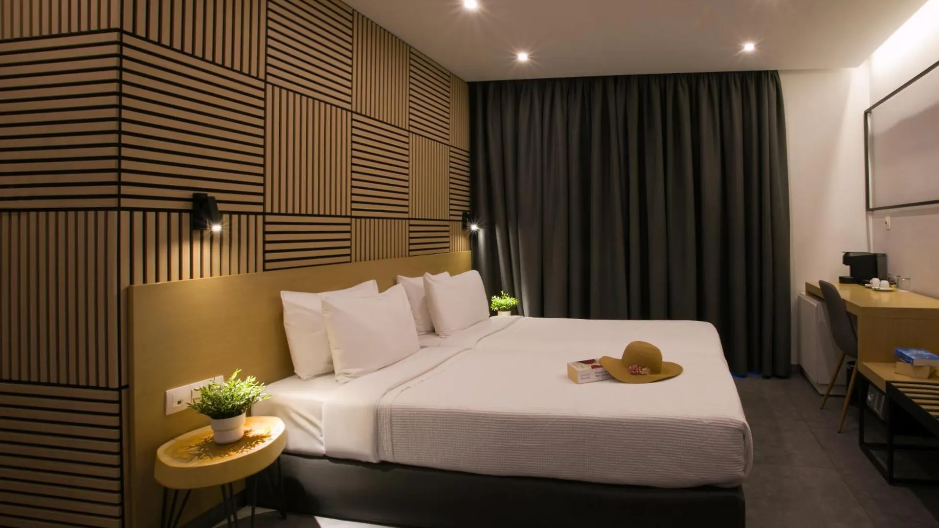 White Luxury Bed & Breakfast Thessaloniki