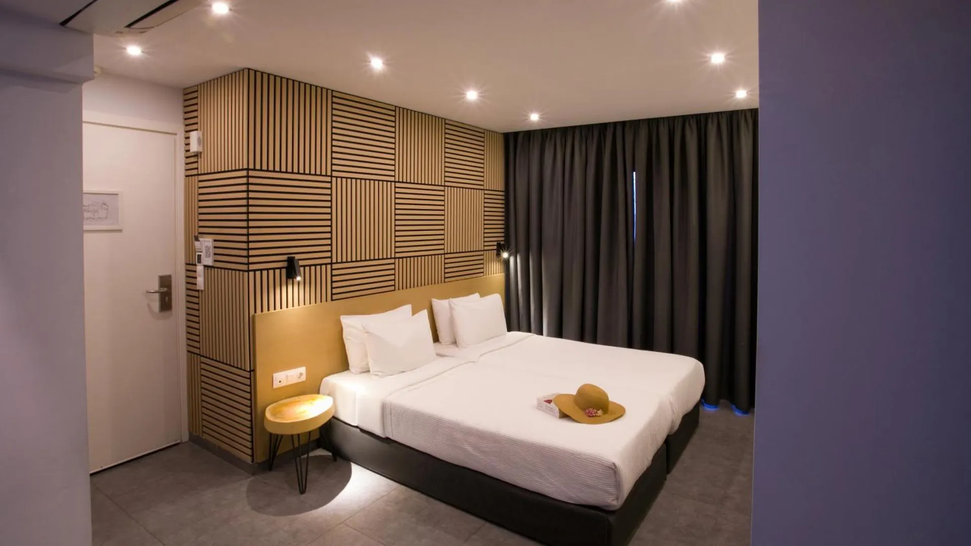 White Luxury Bed & Breakfast Thessaloniki